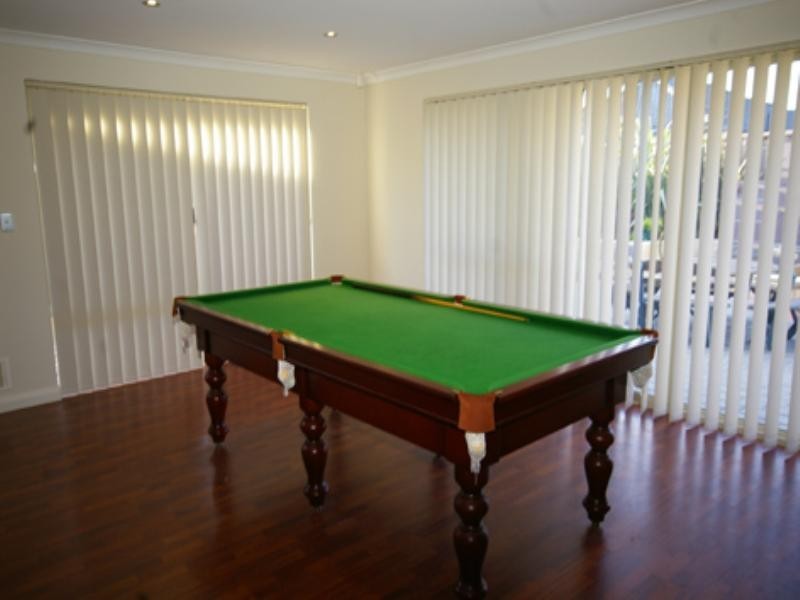 10 Whimbrel Parade, Beechboro WA 6063