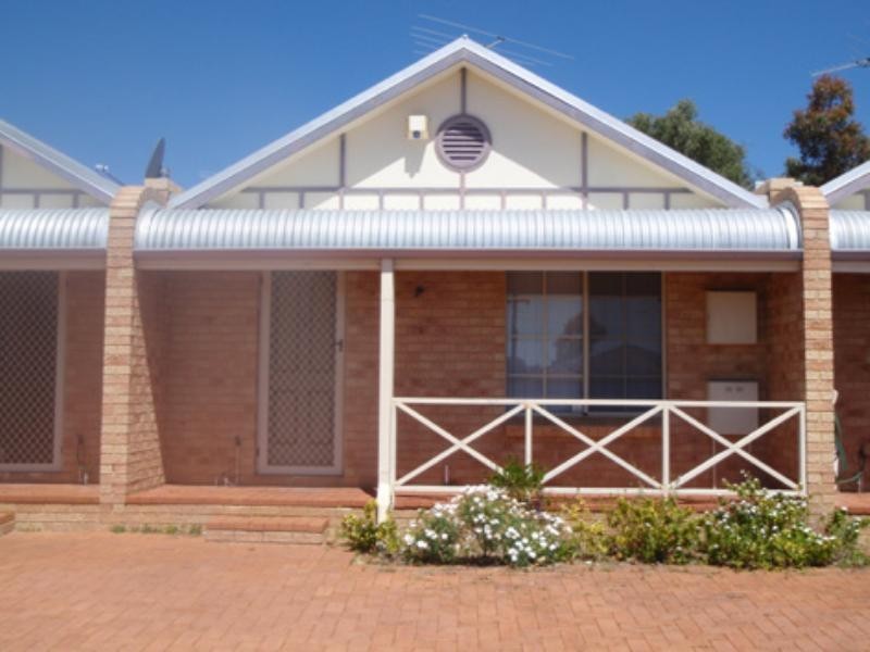 2/262 Guildford Road, Maylands WA 6051