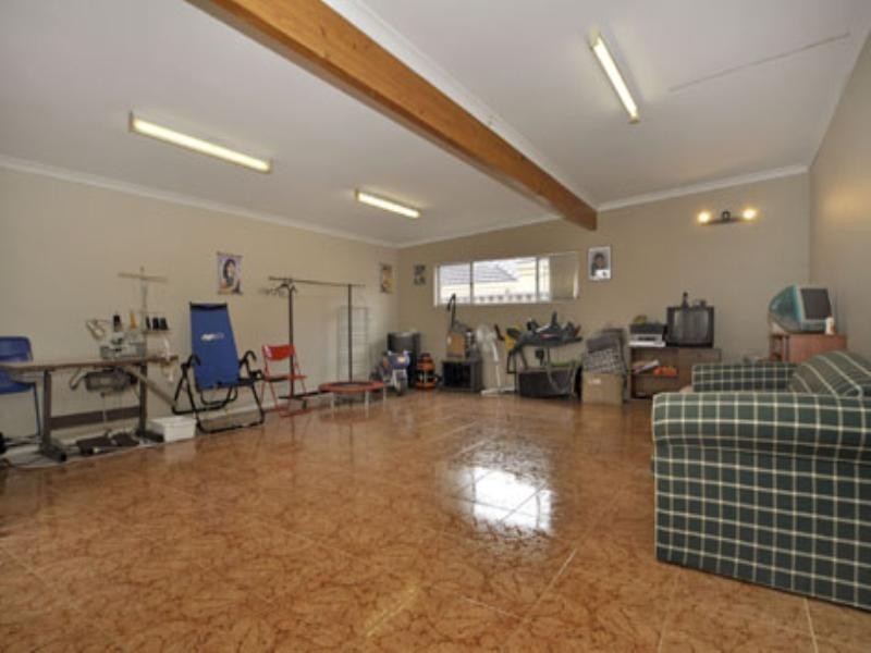 39 Salmar Way, Westminster WA 6061