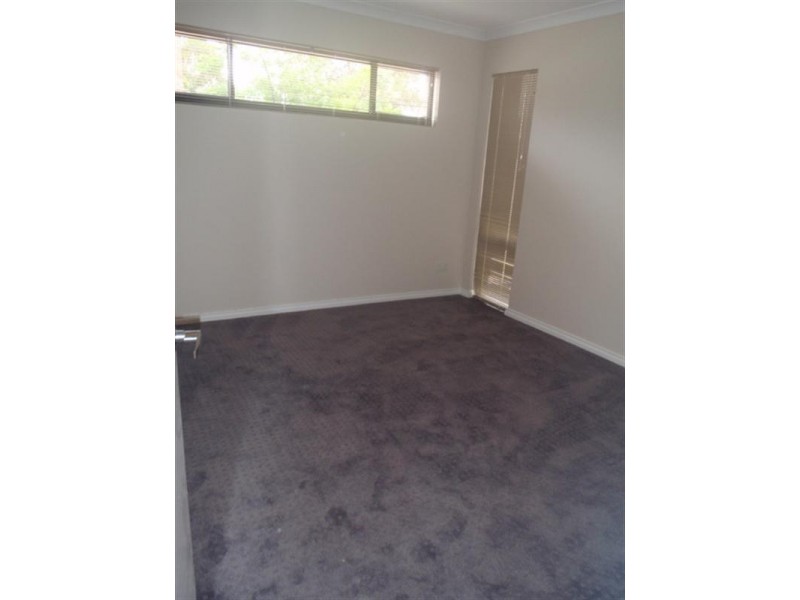 71A Eastdene Circle, Nollamara WA 6061