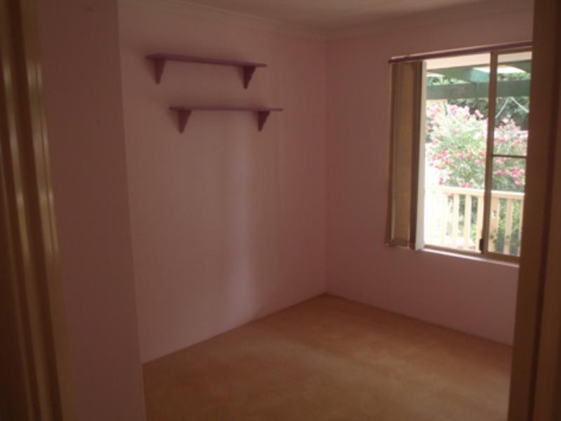 7 Emblem Loop, Alexander Heights WA 6064