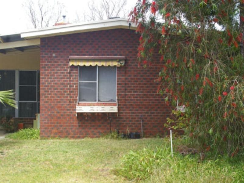 4 Oakney Avenue, Nollamara WA 6061