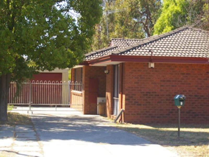9 Bures Court, Girrawheen WA 6064