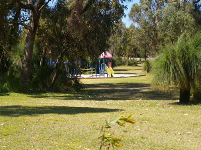 9 Bures Court, Girrawheen WA 6064