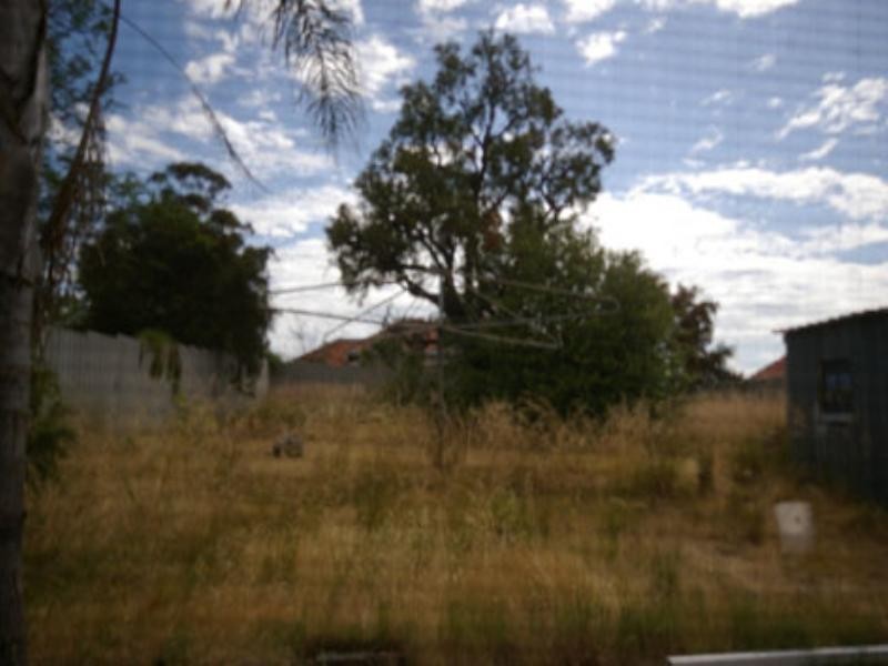 2 Toowong Street, Bayswater WA 6053