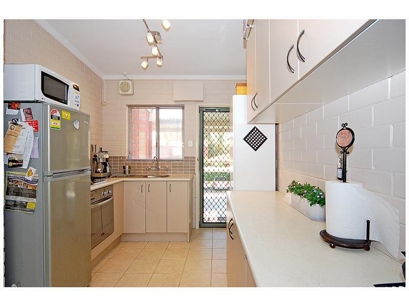 11/65 Shakespeare Avenue, Yokine WA 6060