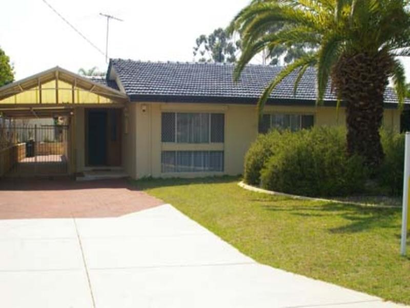 8 Binstead Court, Koondoola WA 6064