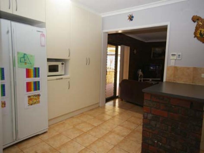 8 Binstead Court, Koondoola WA 6064