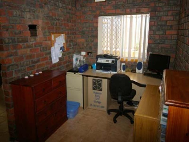 8 Binstead Court, Koondoola WA 6064