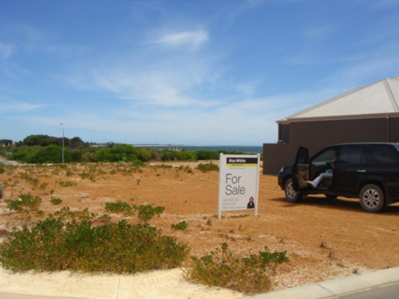 15 Island Drive, Jurien Bay WA 6516