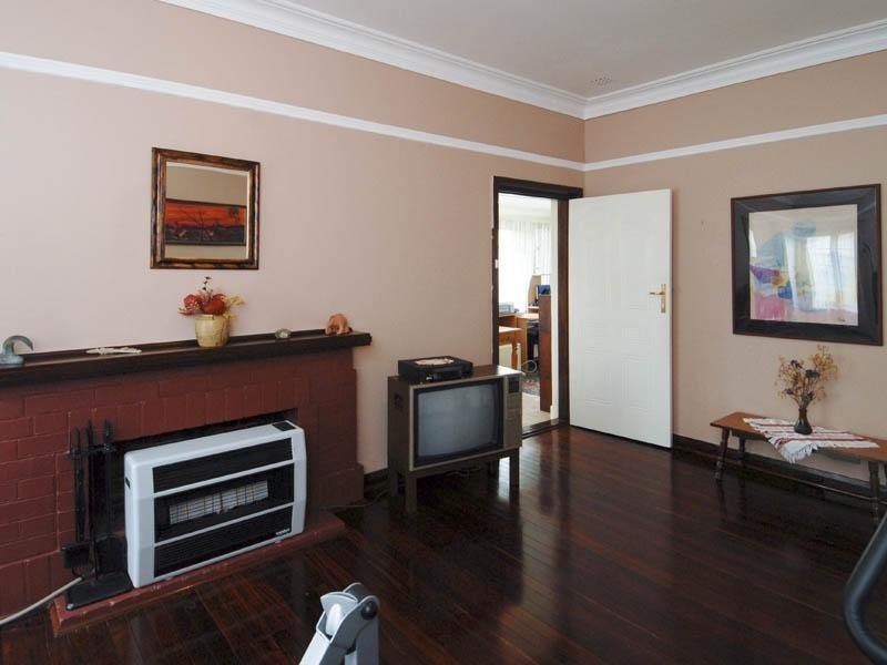 20 Green Street, Joondanna WA 6060