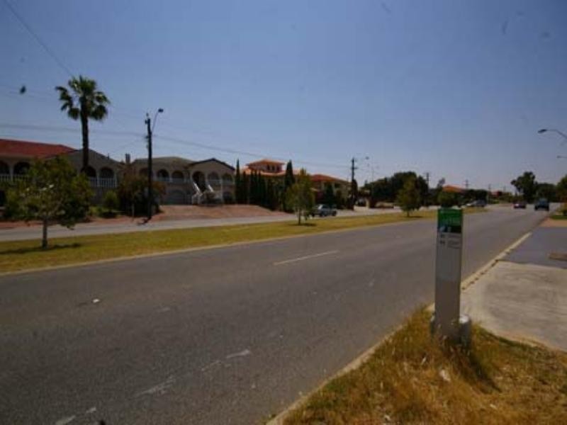 376 Alexander Drive, Dianella WA 6059