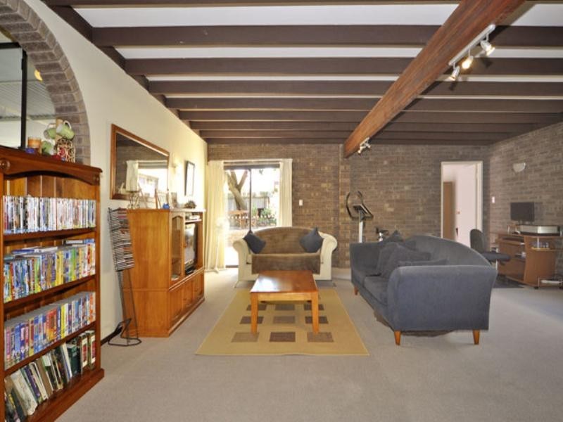 37 Tendring Way, Girrawheen WA 6064