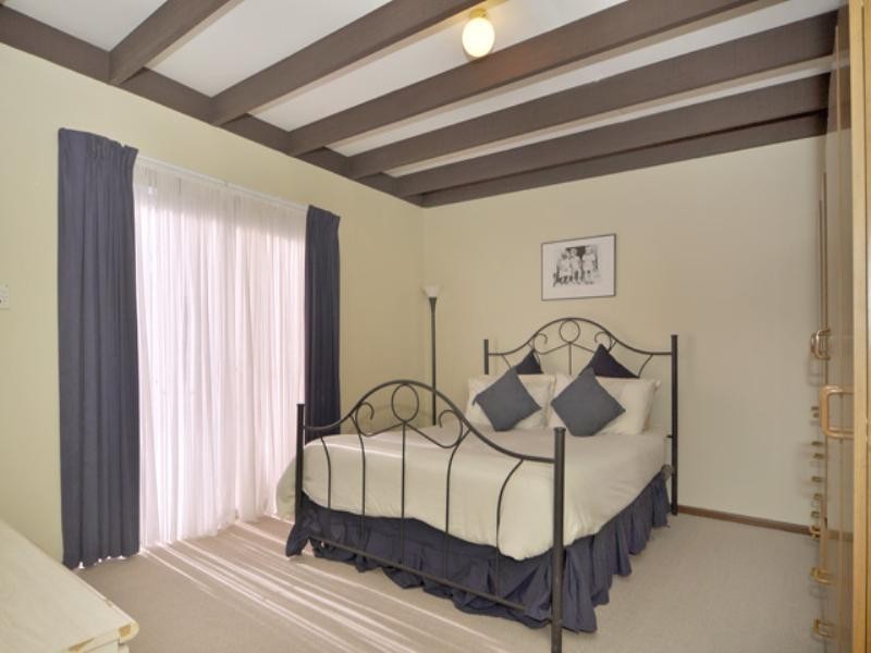 37 Tendring Way, Girrawheen WA 6064