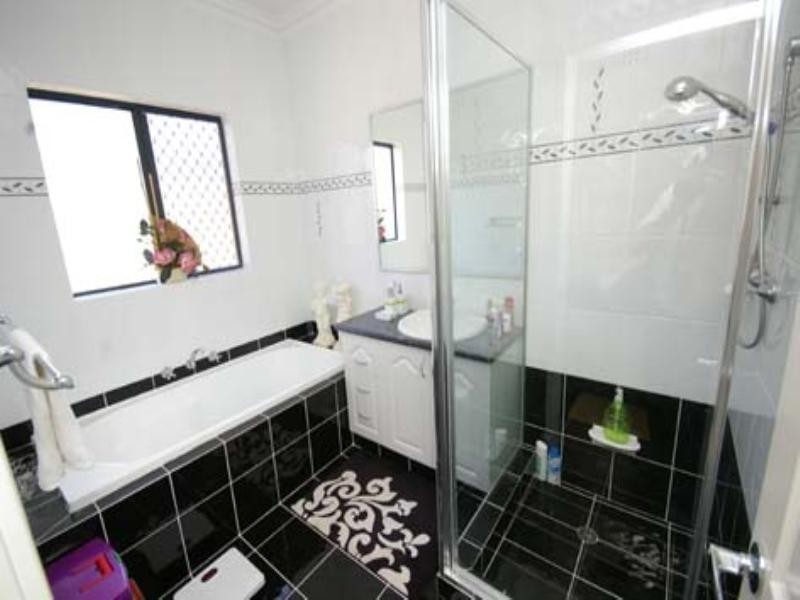 14 Hursthill Street, Madeley WA 6065