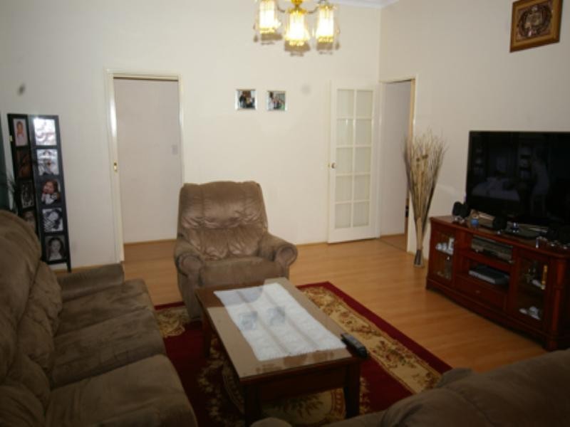 49 Evandale Road, Darch WA 6065