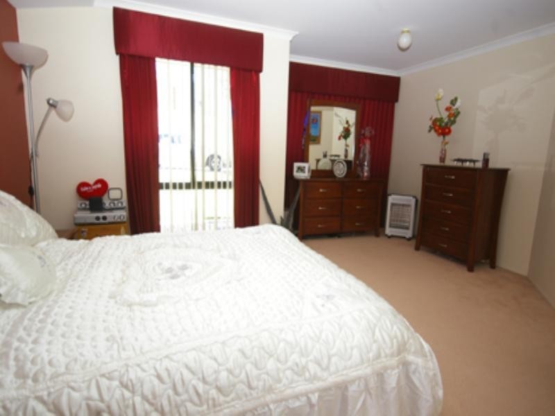 49 Evandale Road, Darch WA 6065