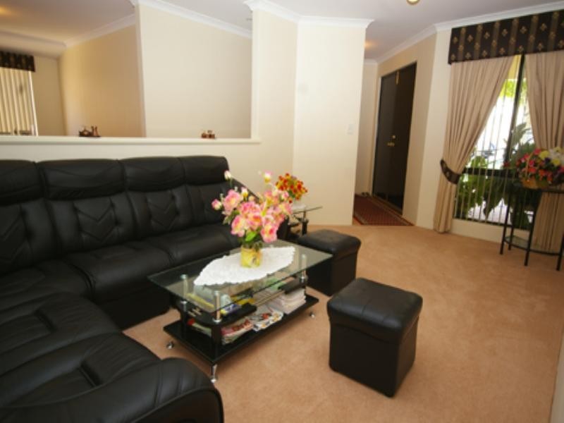 49 Evandale Road, Darch WA 6065