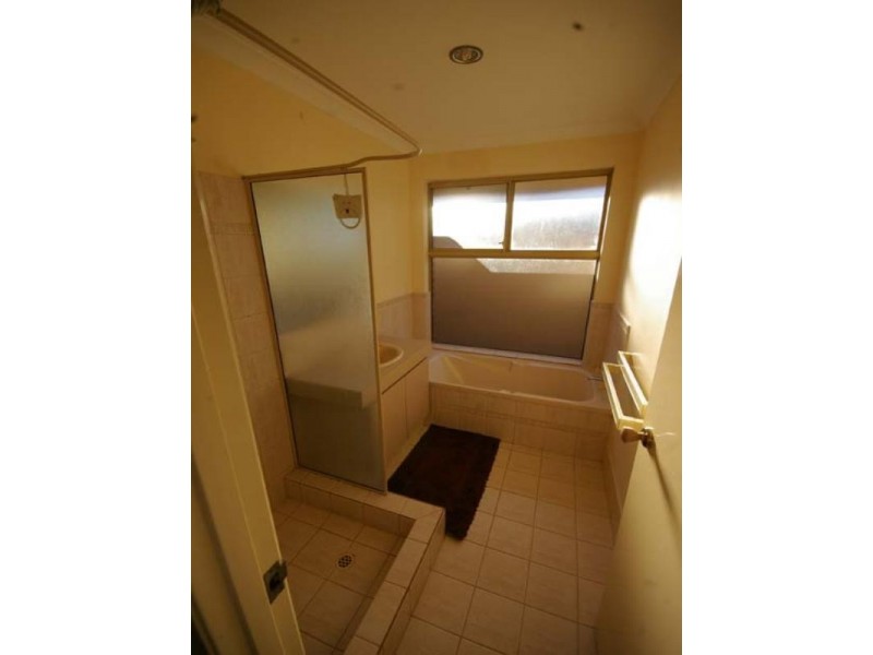 14 Thesis Court, Marangaroo WA 6064