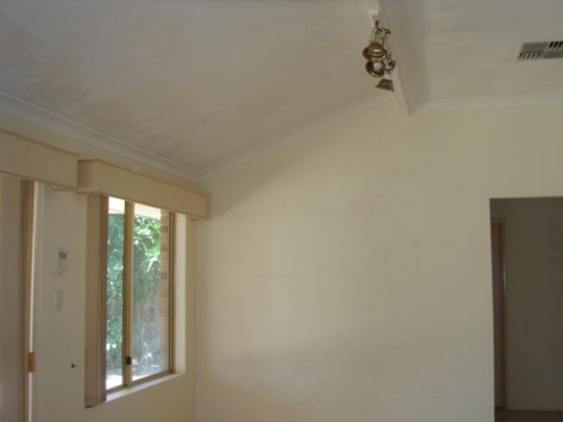 16 Jefferson Drive, Marangaroo WA 6064