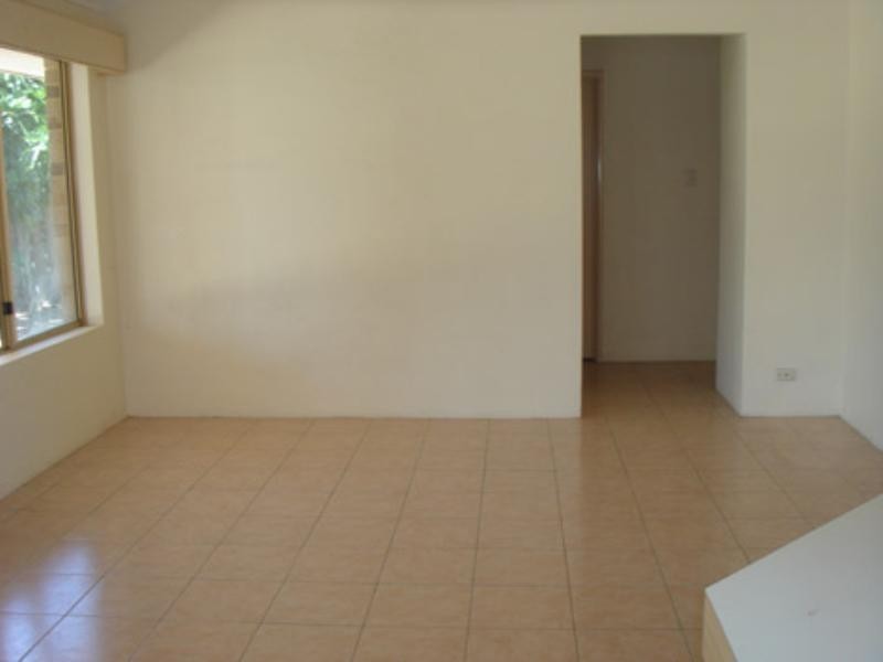 16 Jefferson Drive, Marangaroo WA 6064