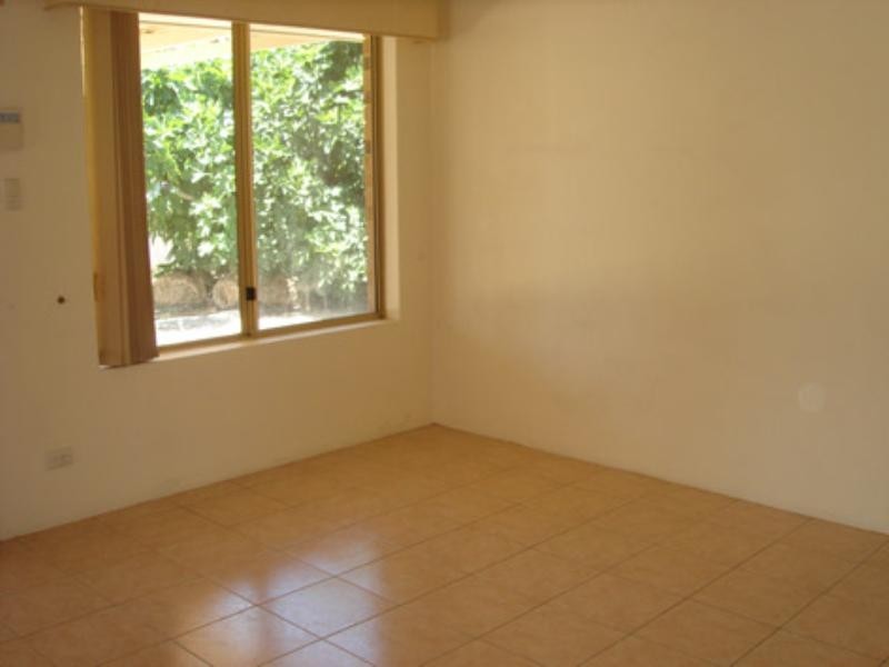 16 Jefferson Drive, Marangaroo WA 6064