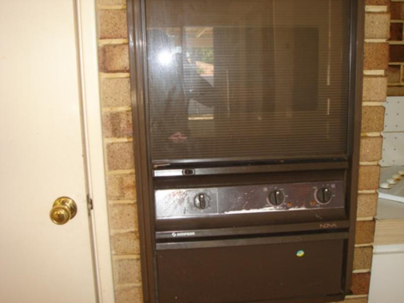 16 Jefferson Drive, Marangaroo WA 6064