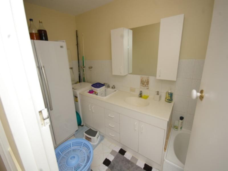 34/16 Leeder Street, Glendalough WA 6016