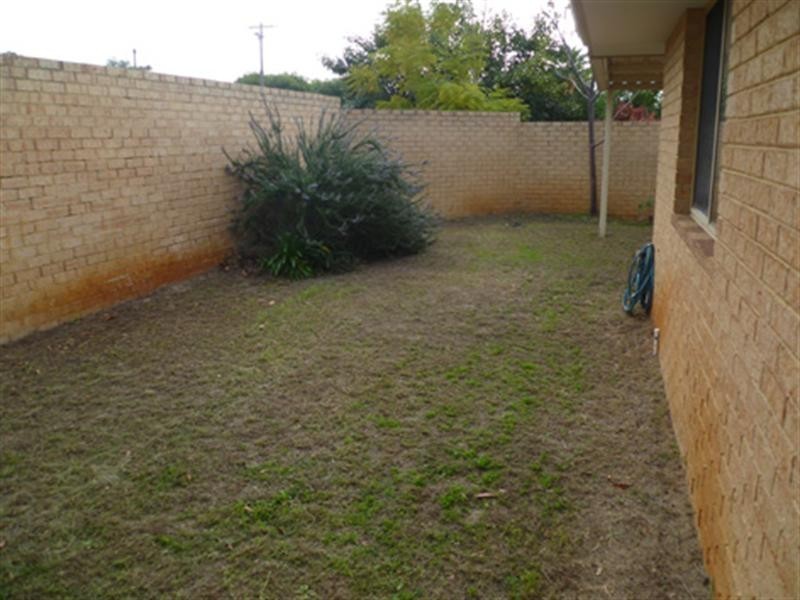 1/6 Barr Street, Dianella WA 6059