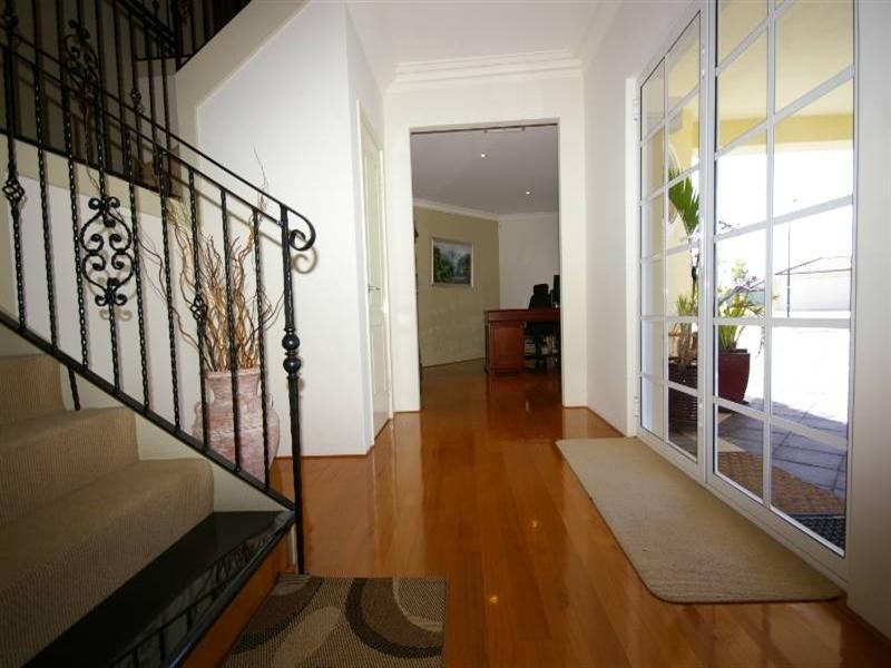 44 Denman Gardens, Landsdale WA 6065