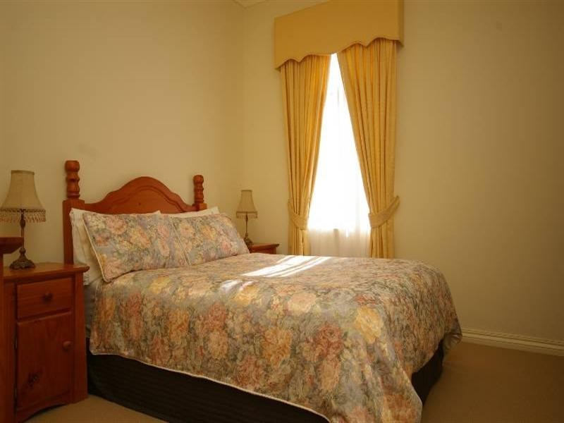 44 Denman Gardens, Landsdale WA 6065