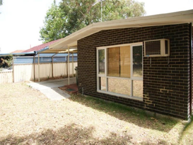 33 Favell Way, Balga WA 6061