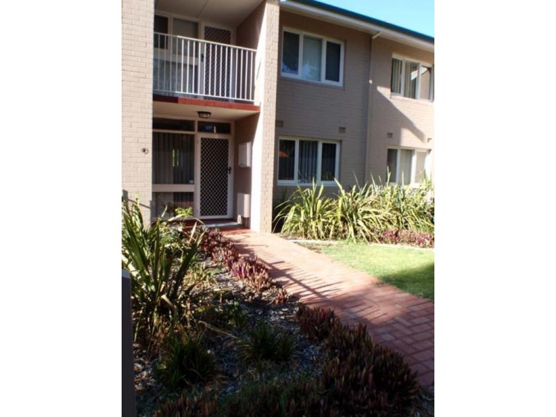 2/8 Markham Way, Balga WA 6061