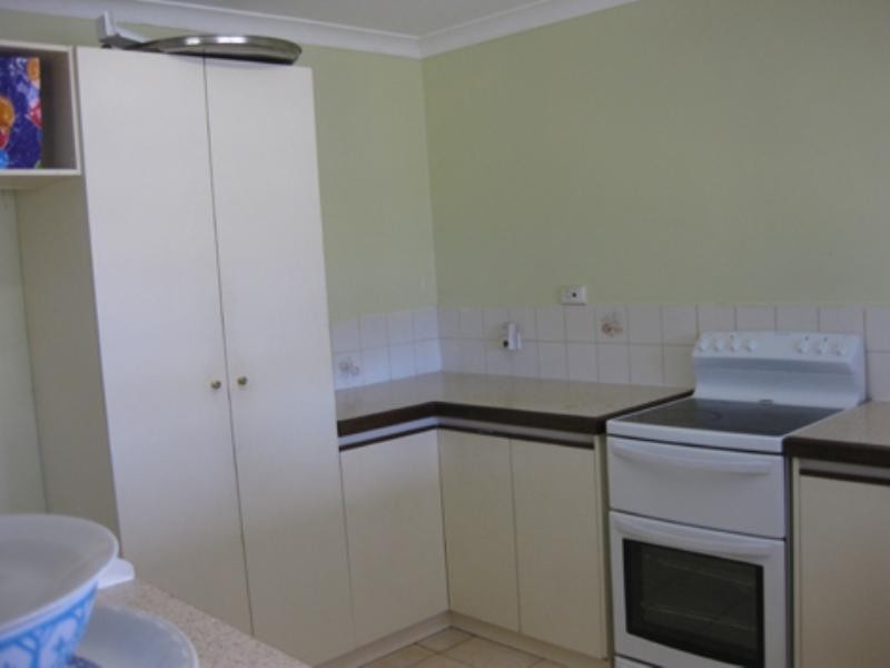 8 Kealy Street, Harvey WA 6220