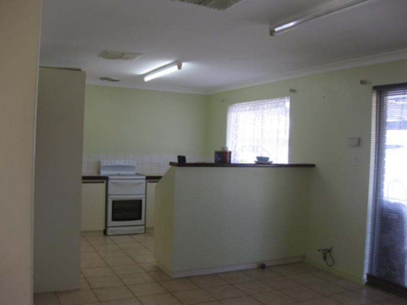 8 Kealy Street, Harvey WA 6220