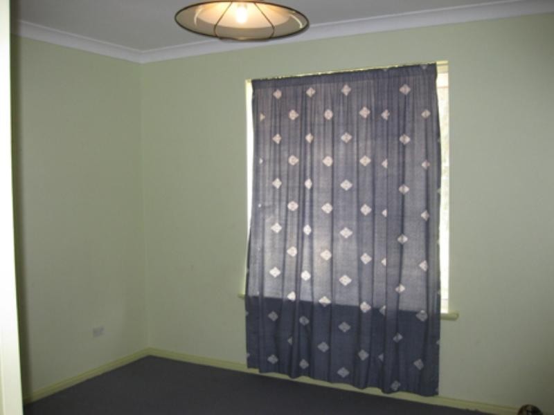 8 Kealy Street, Harvey WA 6220