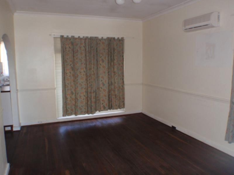 7 Cartwright Road, Balga WA 6061