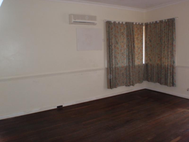 7 Cartwright Road, Balga WA 6061