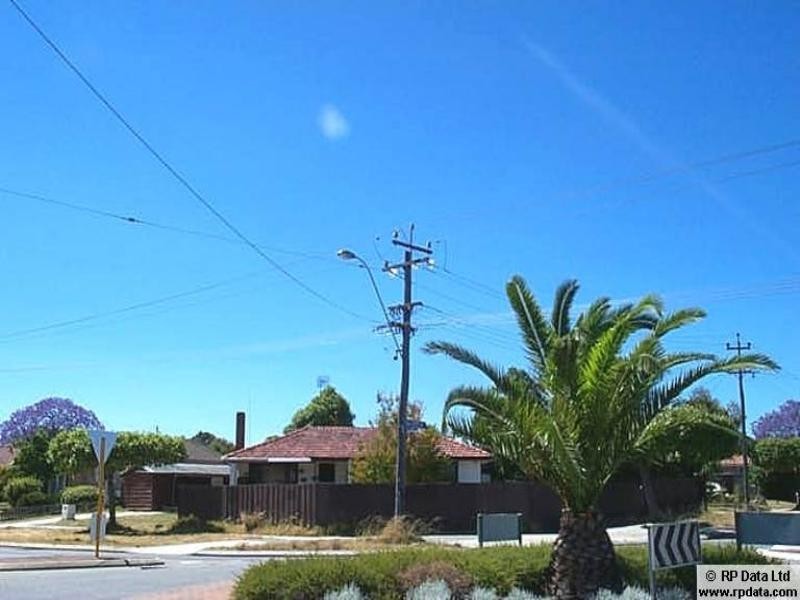 136 Walderton Avenue, Balga WA 6061