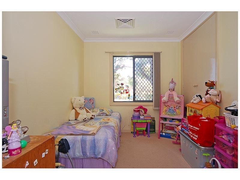 20 Finchley Crescent, Balga WA 6061