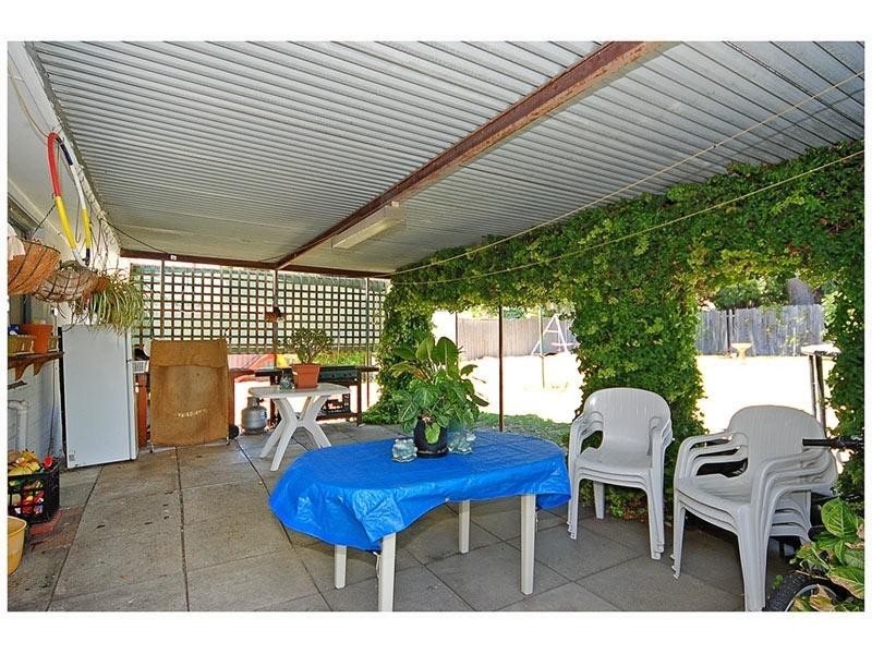20 Finchley Crescent, Balga WA 6061