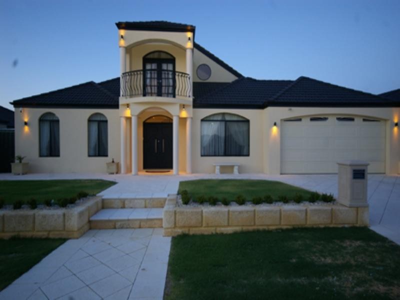 10 Tissington Drive, Darch WA 6065