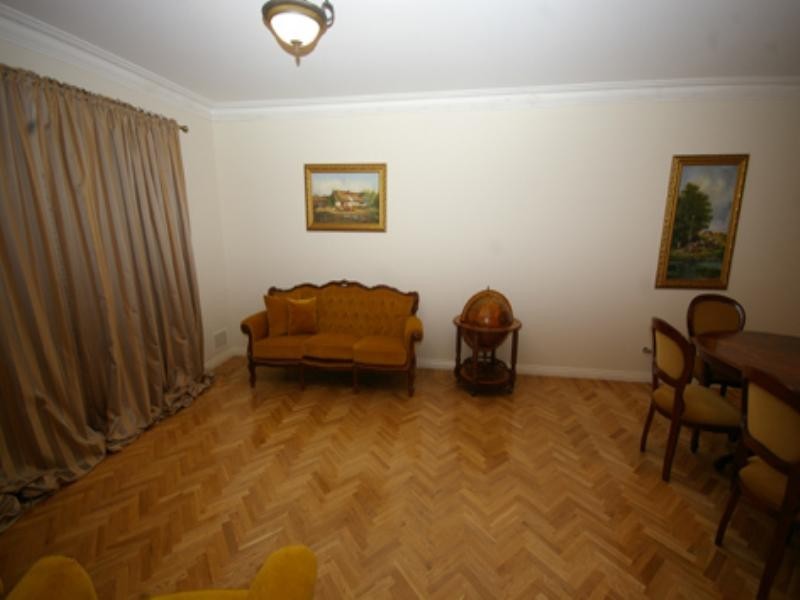 10 Tissington Drive, Darch WA 6065