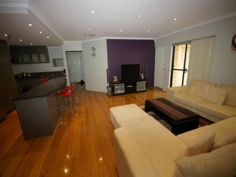 45 Romaine Loop, Darch WA 6065