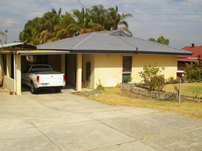 40 Majella Road, Westminster WA 6061