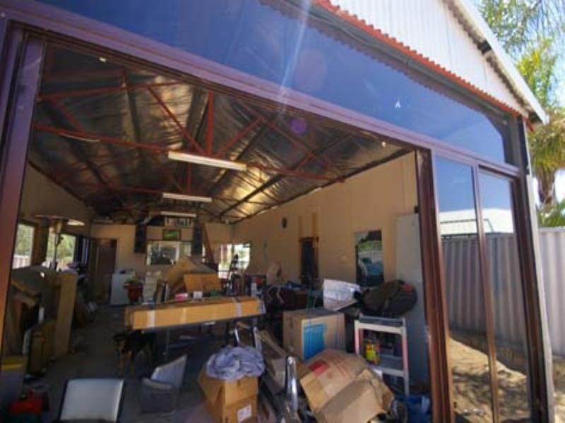 1 Woodbine Terrace, Mirrabooka WA 6061