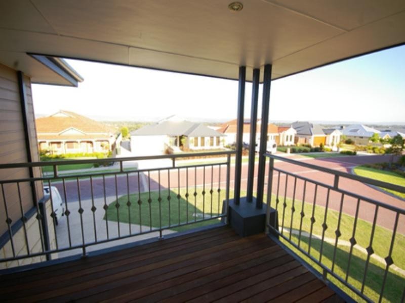 7 Kalinga Drive, Ellenbrook WA 6069