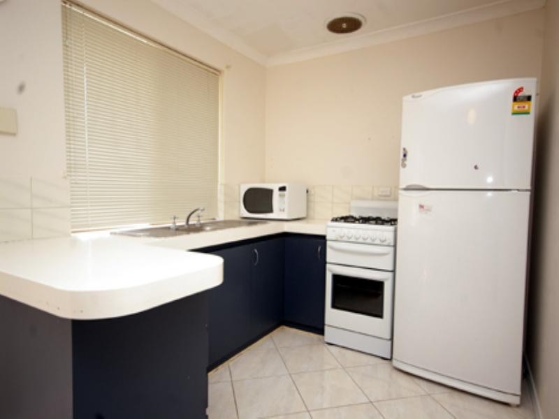 18 Vallack Grove, Mirrabooka WA 6061