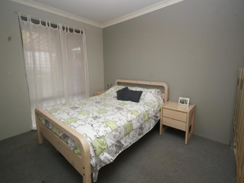 18 Vallack Grove, Mirrabooka WA 6061