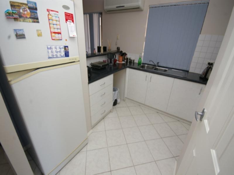 253 Kingsway, Darch WA 6065